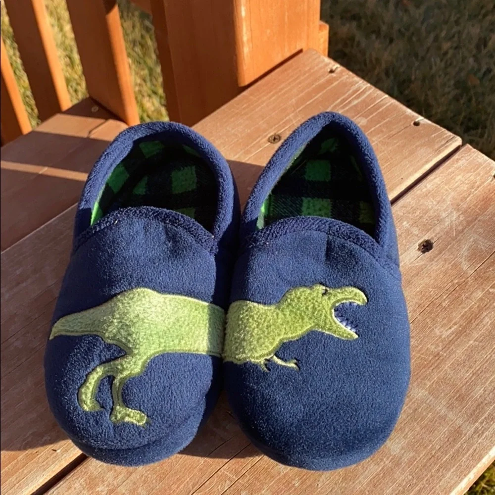 Wonder Nation Boys Slippers